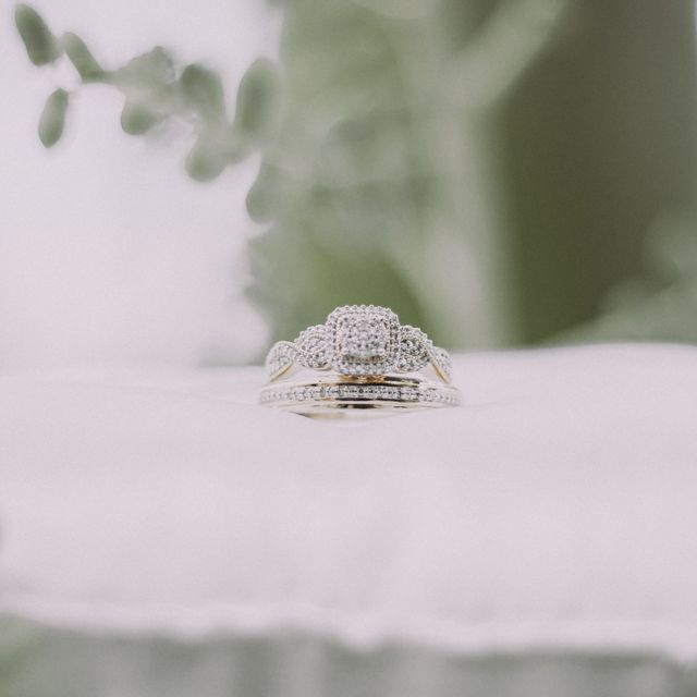 Ring of Hearts von FJF Jewellery — 14 kt Gold, Memoire bei Juwelier Fichtinger in Amstetten
